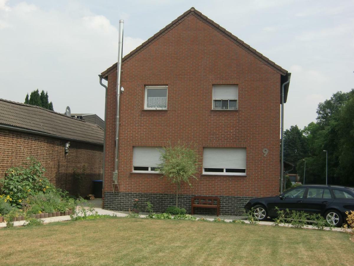 Domi'S Gaestehaus Bergheim  Buitenkant foto